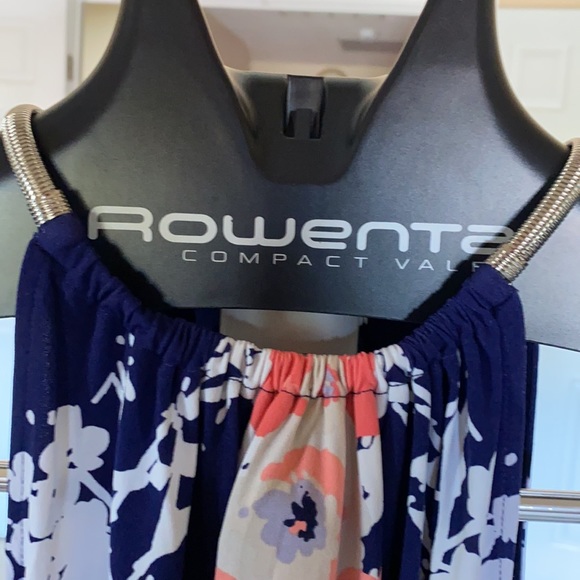 Floral Mid-Length Dress - Picture 2 of 5